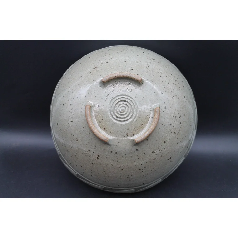 Steve Johnson Signed Iowa Studio Pottery Large 11